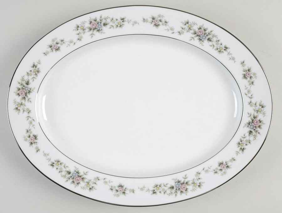 Closter 13" Oval Serving Platter by Noritake-1