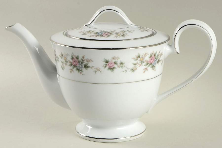 Closter Teapot & Lid by Noritake-1