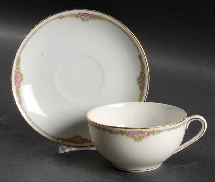 Coburg Flat Cup & Saucer Set by Noritake-1