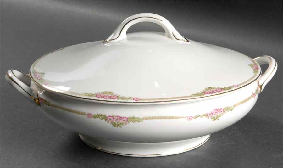 Coburg Round Covered Vegetable by Noritake-1