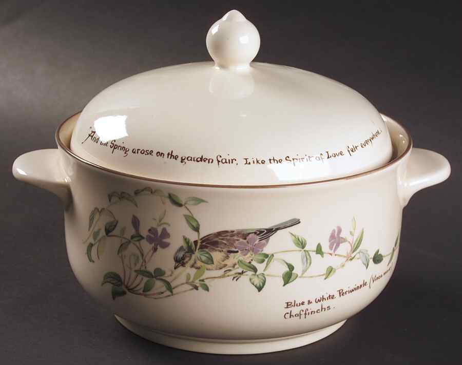 Country Diary Edwardian Lady 1.25 Qt Round Covered Casserole by Noritake-1