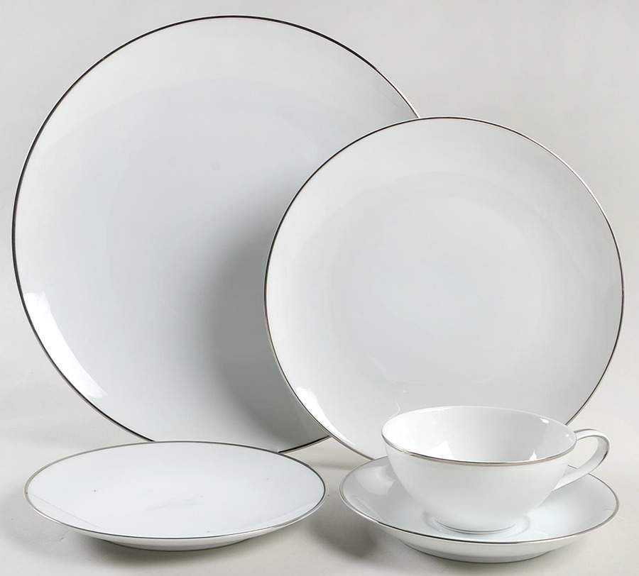 Colony 5 Piece Place Setting by Noritake-1