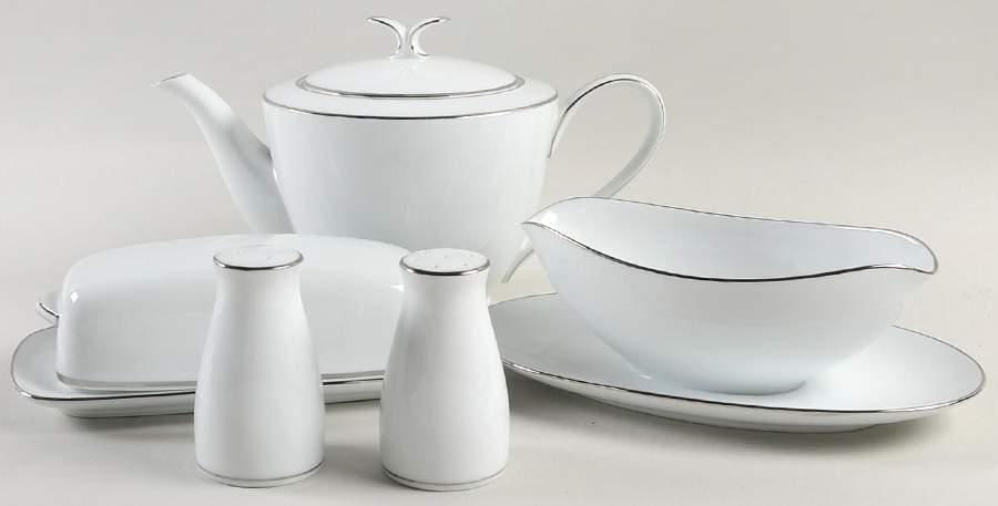 Colony Completer Set by Noritake-1