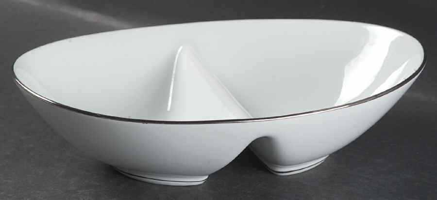 Colony 10" Oval Divided Vegetable Bowl by Noritake-1