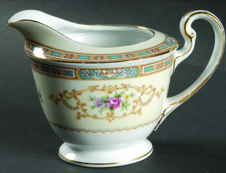 Colby (Blue on Edge) Creamer by Noritake-1