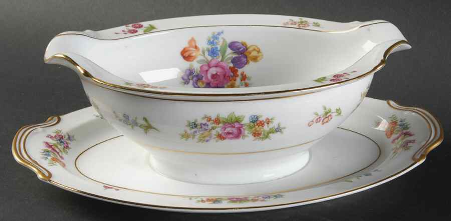 Colton Gravy Boat with Attached Underplate by Noritake-1