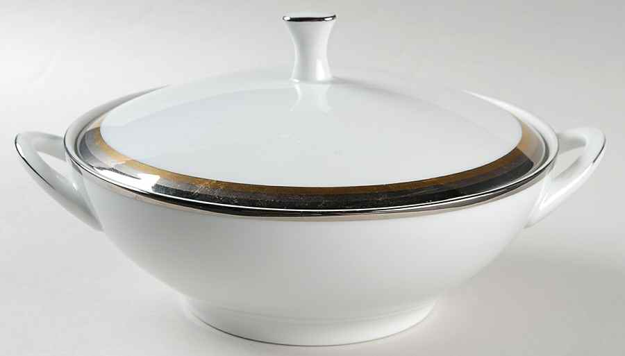Compton Round Covered Vegetable by Noritake-1