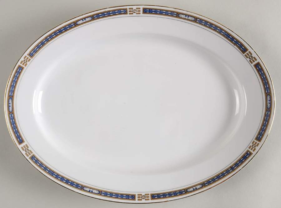 The Commodore 13" Oval Serving Platter by Noritake-1