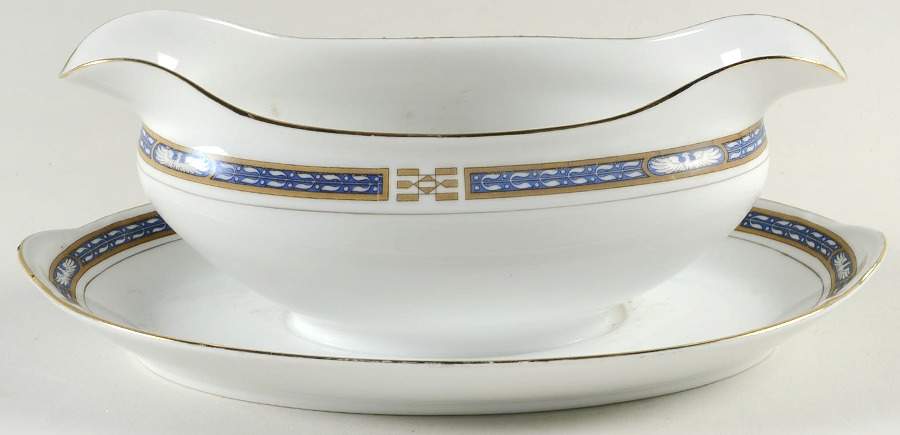 The Commodore Gravy Boat with Attached Underplate by Noritake-1