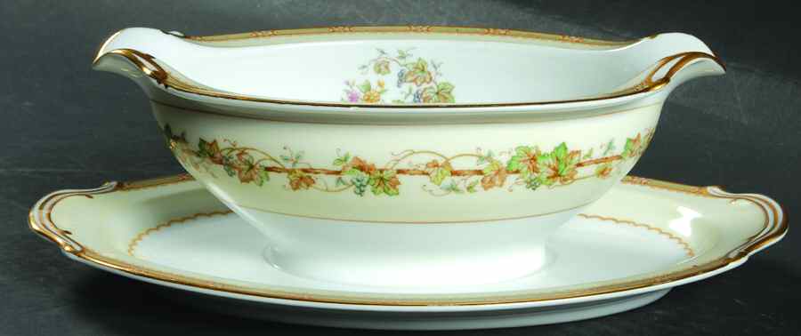 Concord Gravy Boat with Attached Underplate by Noritake-1