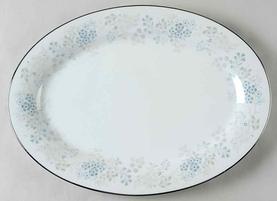 Concert 14" Oval Serving Platter by Noritake-1