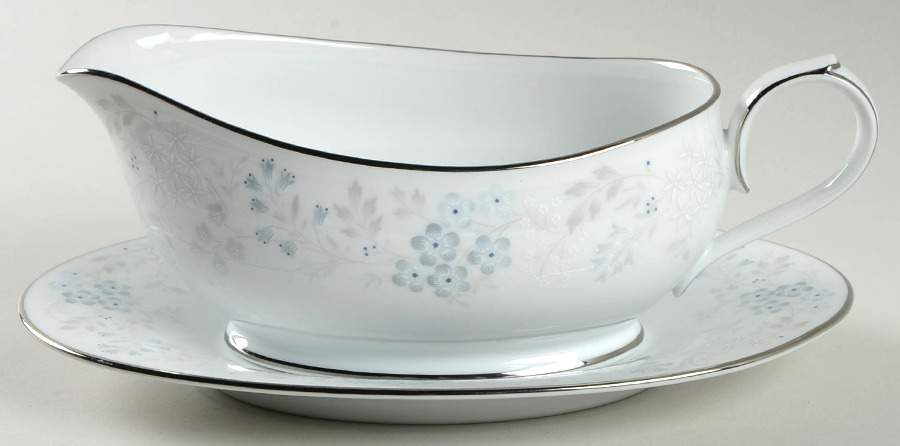 Concert Gravy Boat & Underplate by Noritake-1