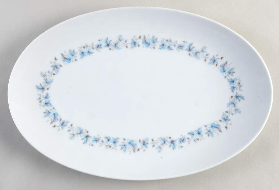 Concord (Platinum Trim) 14" Oval Serving Platter by Noritake-1