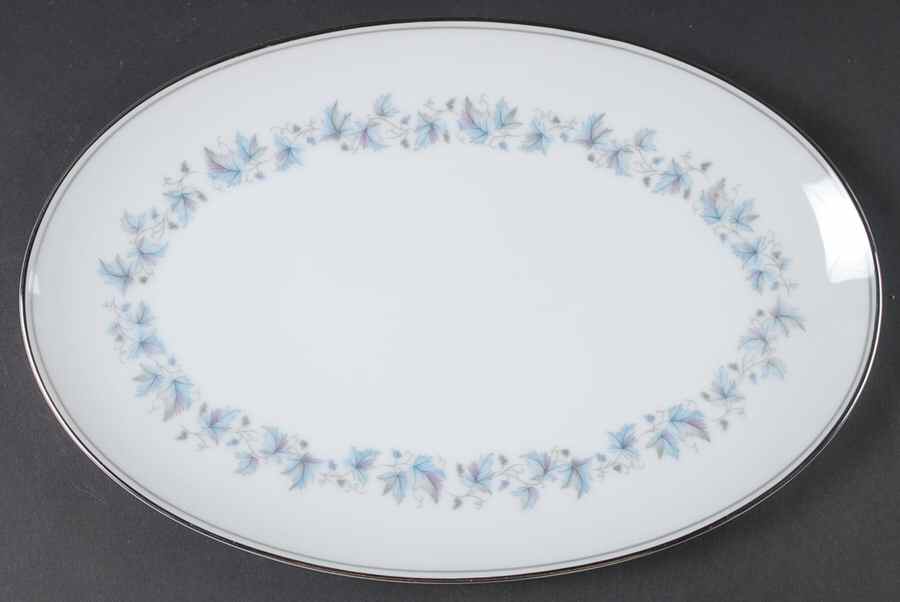 Concord (Platinum Trim) 12" Oval Serving Platter by Noritake-1