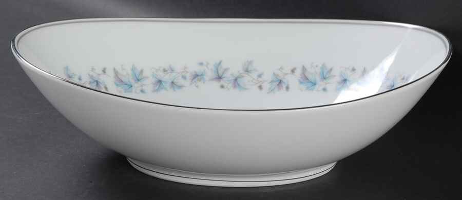 Concord (Platinum Trim) 10" Oval Vegetable Bowl by Noritake-1