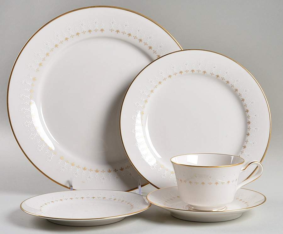 Constellation 5 Piece Place Setting by Noritake-1