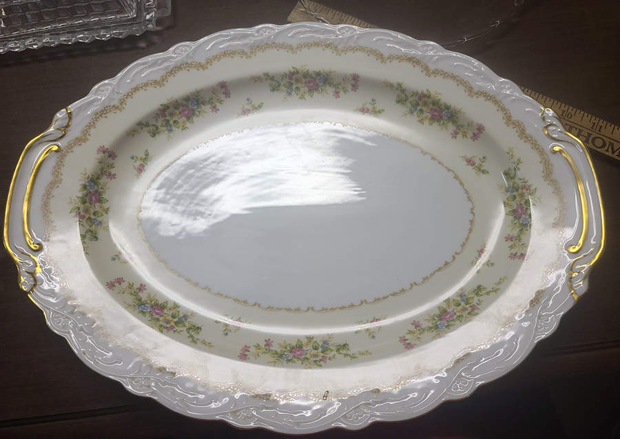 Consuela 16" Oval Serving Platter by Noritake-1