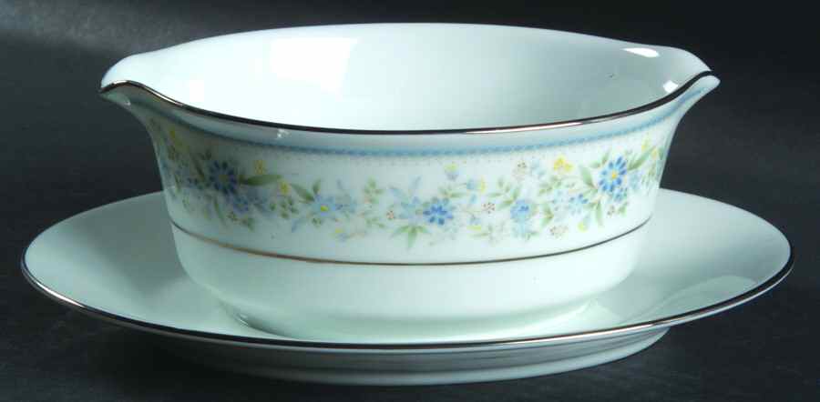 Contentment Gravy Boat with Attached Underplate by Noritake-1