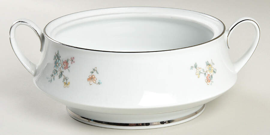 Coquet Round Vegetable No Lid by Noritake-1