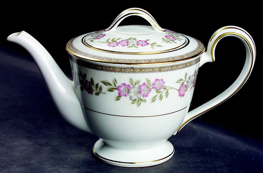 Cordell Teapot & Lid by Noritake-1
