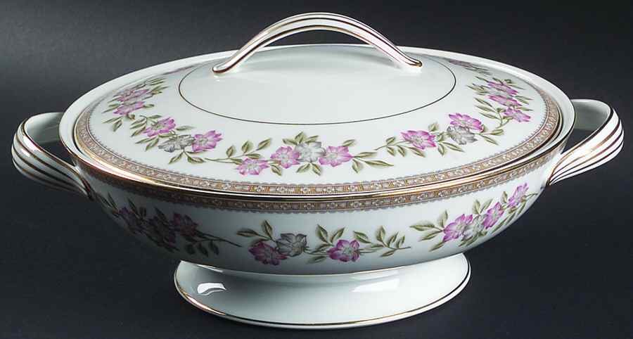 Cordell Round Covered Vegetable by Noritake-1