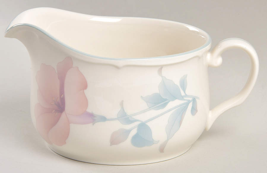 Coram Round Gravy Boat by Noritake-1