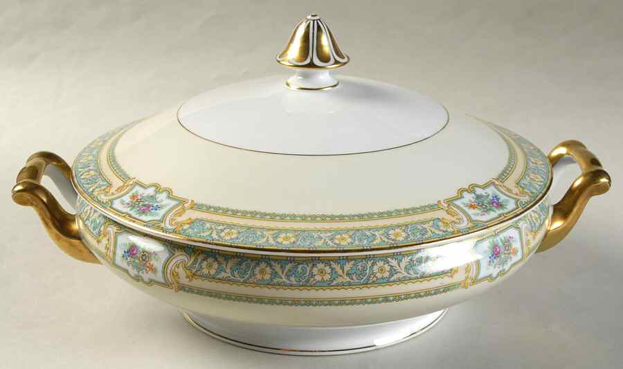 Corinthia Round Covered Vegetable by Noritake-1