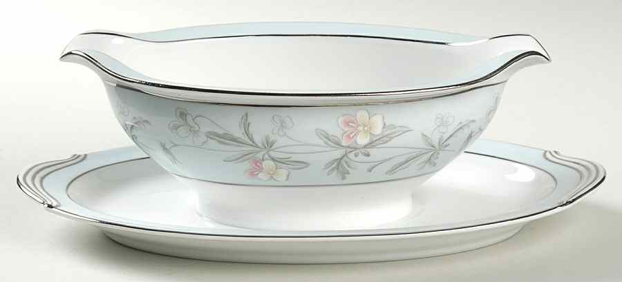 Corinne Gravy Boat with Attached Underplate by Noritake-1