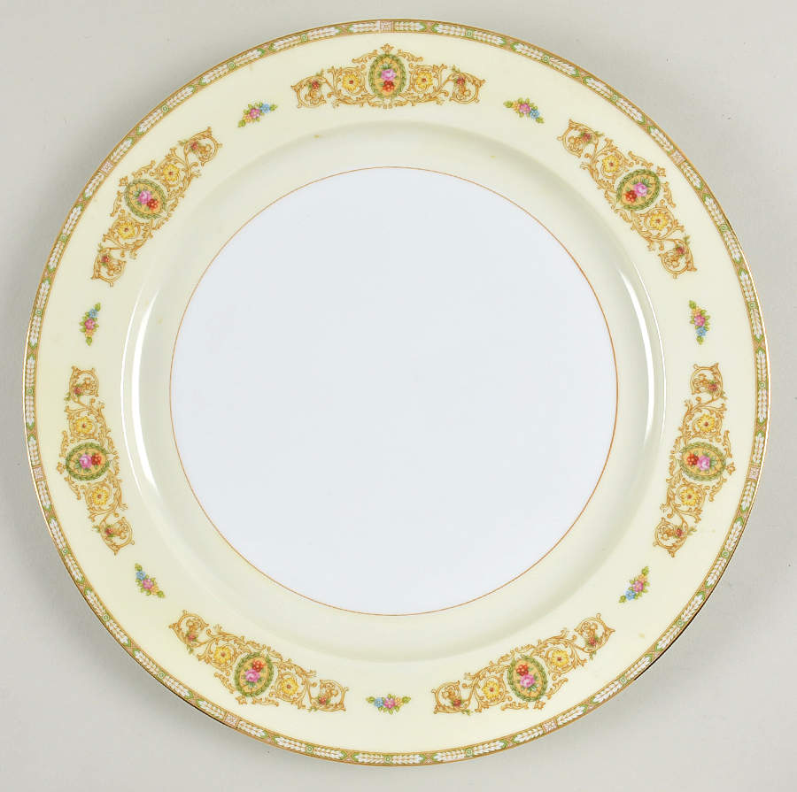 Corinne 14" Chop Plate (Round Platter) by Noritake-1
