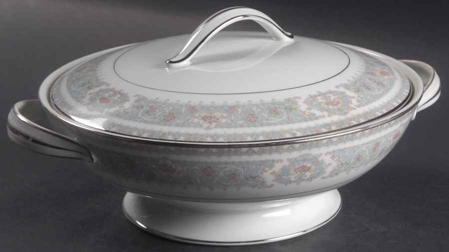 Cornwall Round Covered Vegetable by Noritake-1