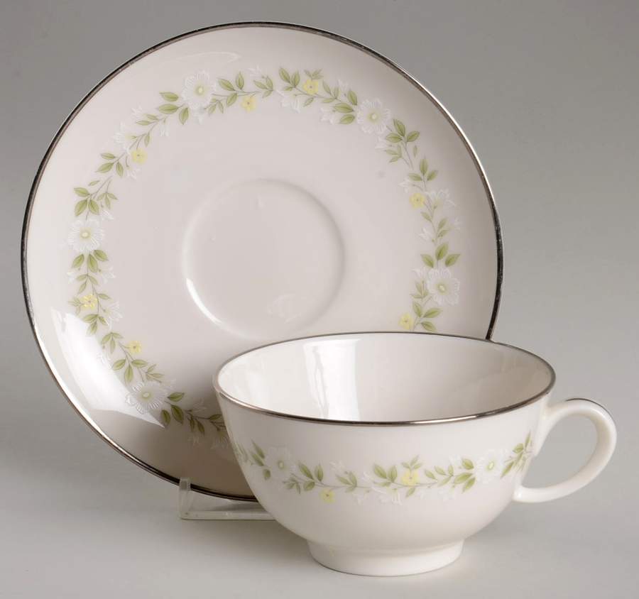 Cornelia Flat Cup & Saucer Set by Noritake-1