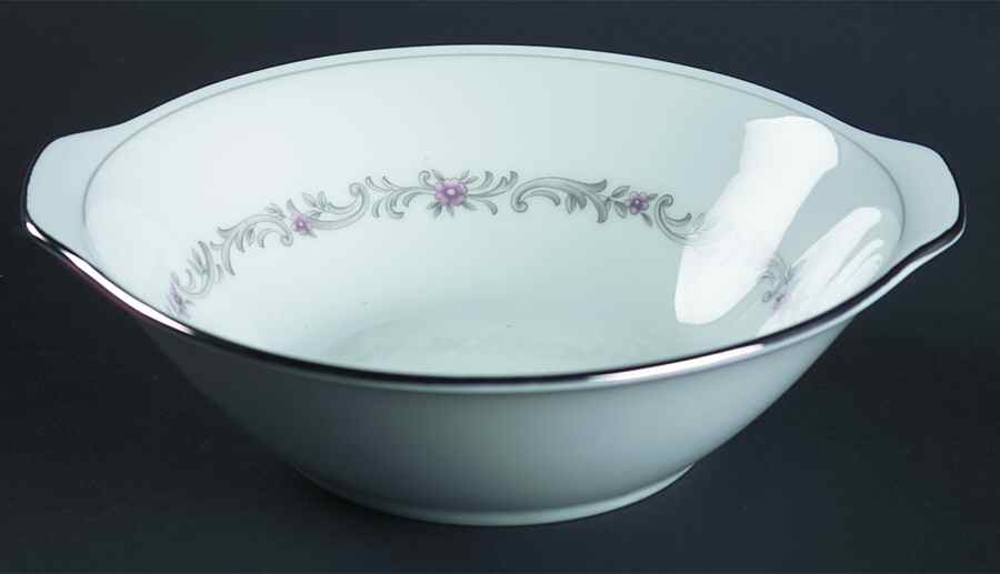 Corona Lugged Cereal Bowl by Noritake-1