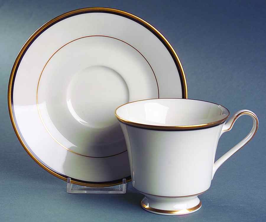 Coronet Footed Cup & Saucer Set by Noritake-1