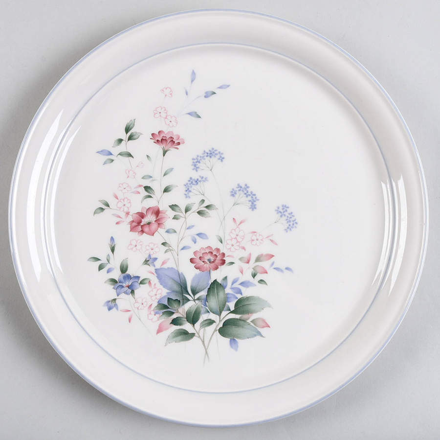 Cortland Dinner Plate by Noritake-1