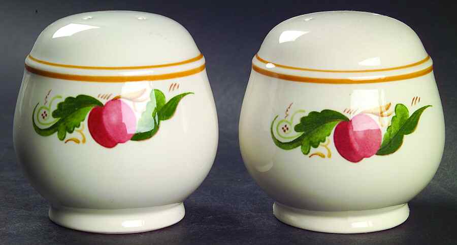 Countrywood Salt & Pepper Set by Noritake-1