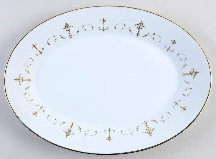 Courtney 14" Oval Serving Platter by Noritake-1