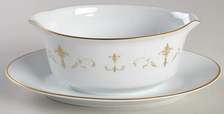 Courtney Gravy Boat with Attached Underplate by Noritake-1