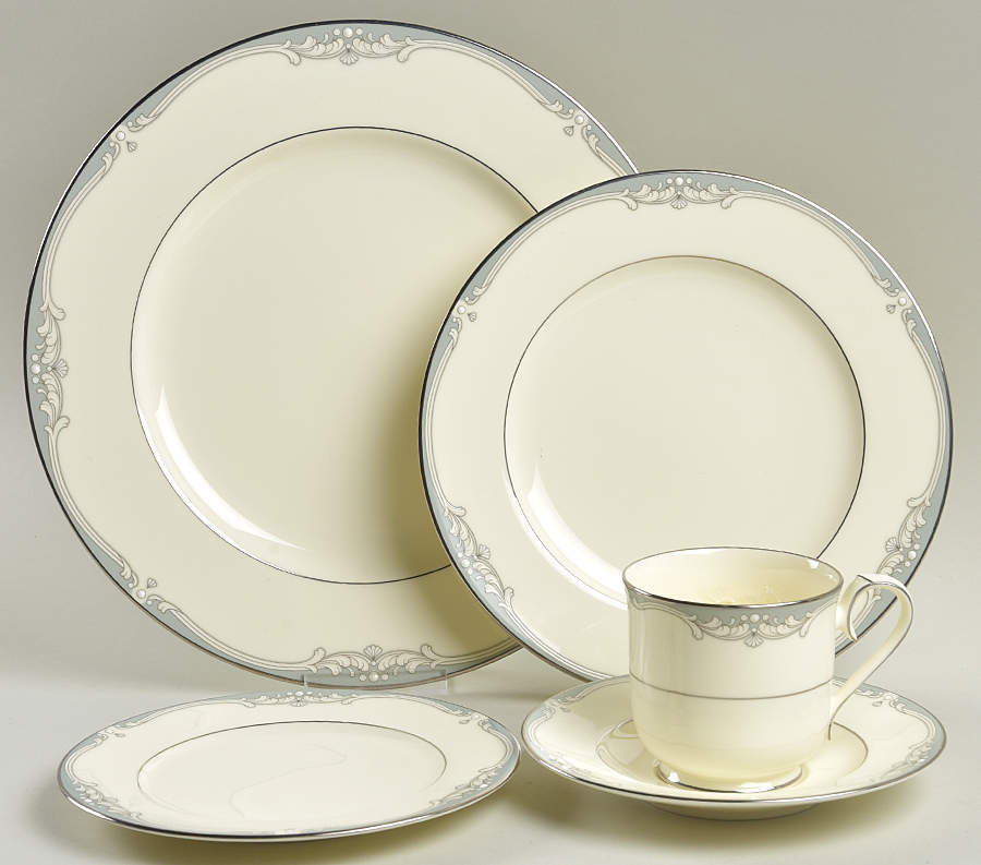 Cousteau 5 Piece Place Setting by Noritake-1