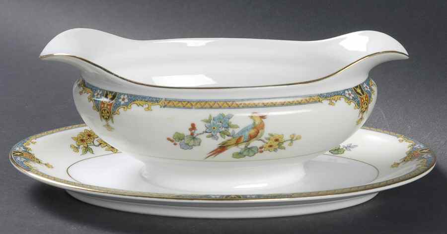 Coventry Gravy Boat with Attached Underplate by Noritake-1
