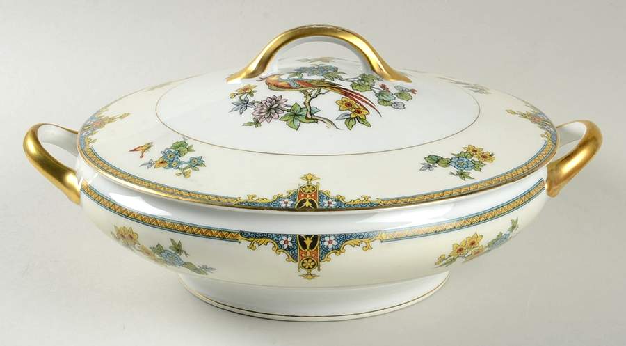 Coventry Round Covered Vegetable by Noritake-1