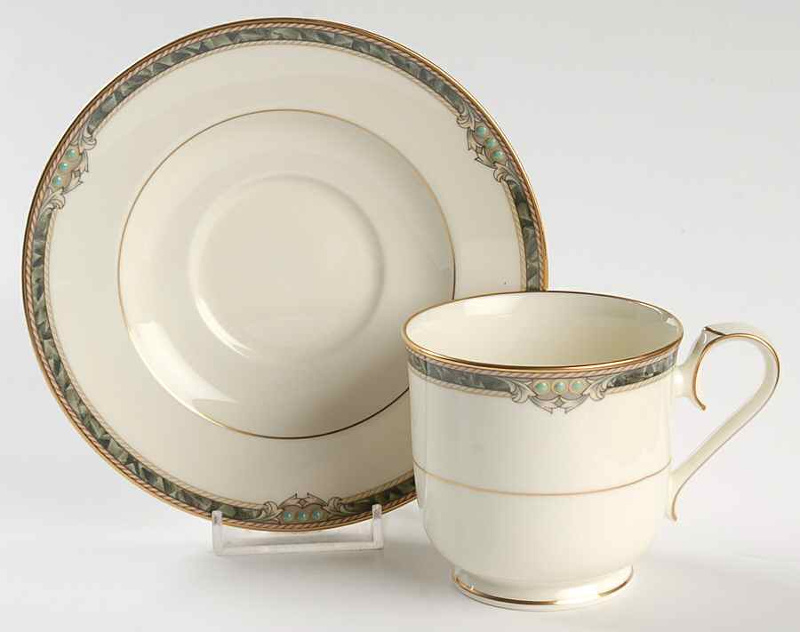 Covina Footed Cup & Saucer Set by Noritake-1