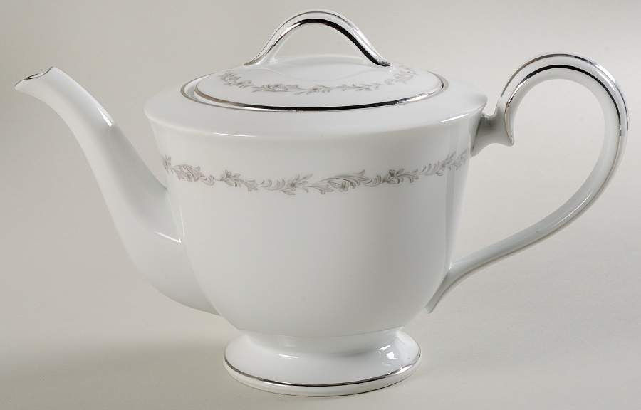 Crestmont Teapot & Lid by Noritake-1