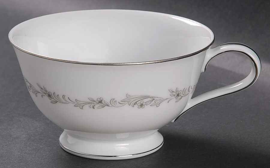 Crestmont Footed Cup by Noritake-1