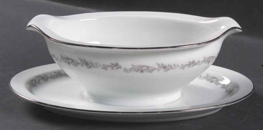Crestmont Gravy Boat with Attached Underplate by Noritake-1