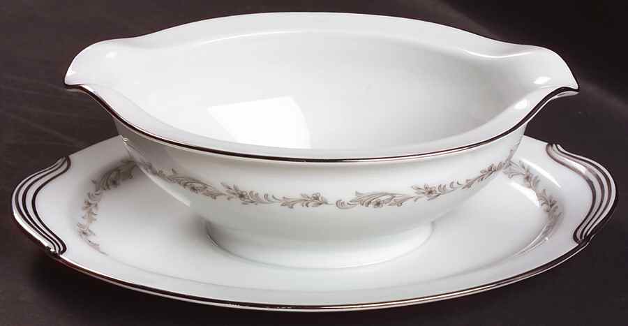 Crestmont Gravy Boat with Attached Underplate by Noritake-1