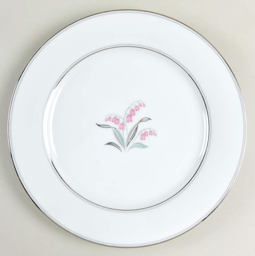 Crest Dinner Plate by Noritake-1