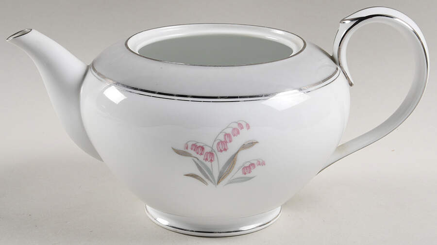 Crest Teapot No Lid by Noritake-1