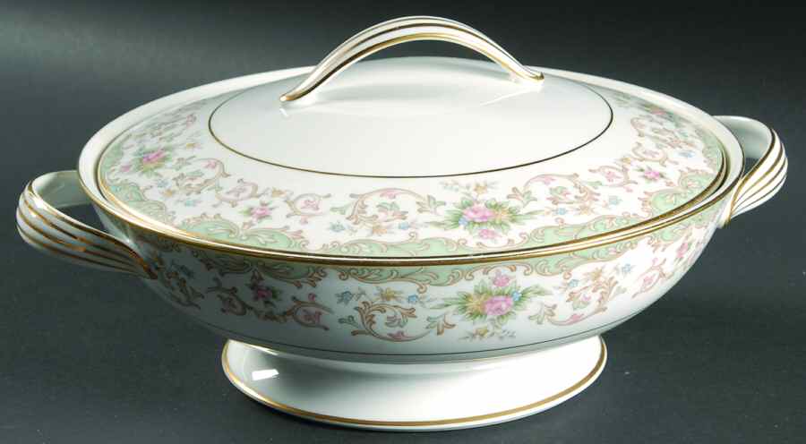 Croydon Round Covered Vegetable by Noritake-1