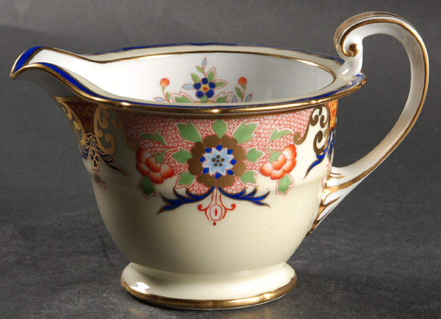 Crowndalia Creamer by Noritake-1