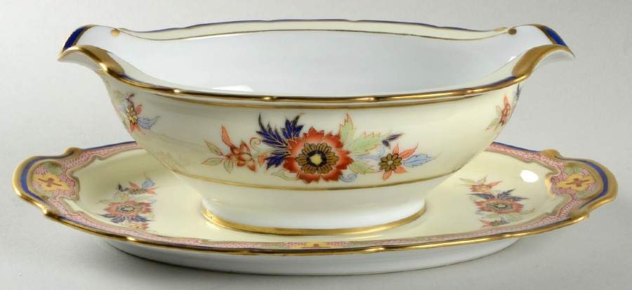 Crowndora Gravy Boat with Attached Underplate by Noritake-1